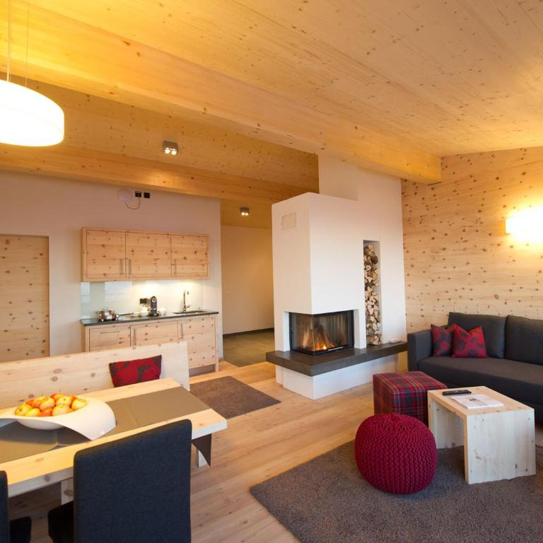 Alpinhotel Pacheiner - Apartment mit 2 Schlafzimmern, einem Balkon und Bergblick - 2