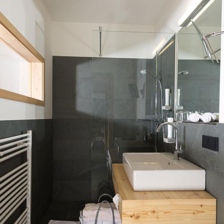 Alpinhotel Pacheiner - Doppelzimmer mit Balkon oder Terrasse und Bergblick - 1