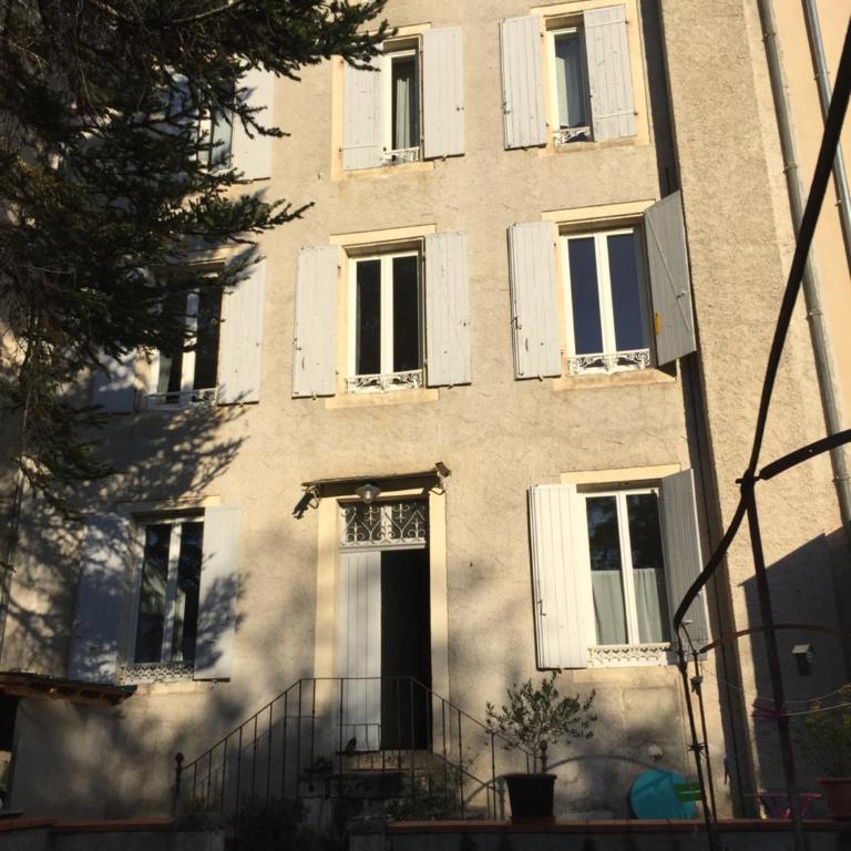 LOT OF BED - Appartement - 34