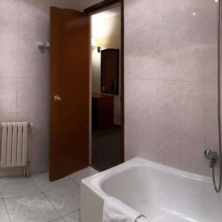 Hotel Roc Del Castell - Habitación Doble - 2 camas - 10
