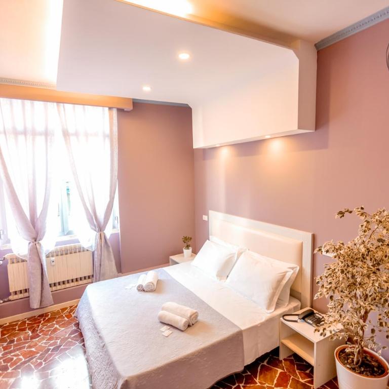 Hotel Paganini - Camera Matrimoniale con Bagno Privato - 22