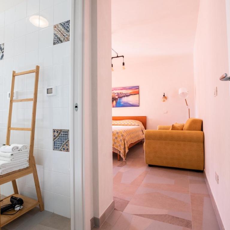 B&B A Pochi Passi - Camera Tripla con Balcone - 4