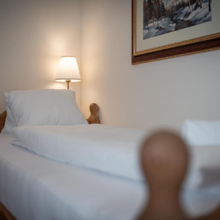 Die feine Herberge - Dreibettzimmer mit Balkon - 4