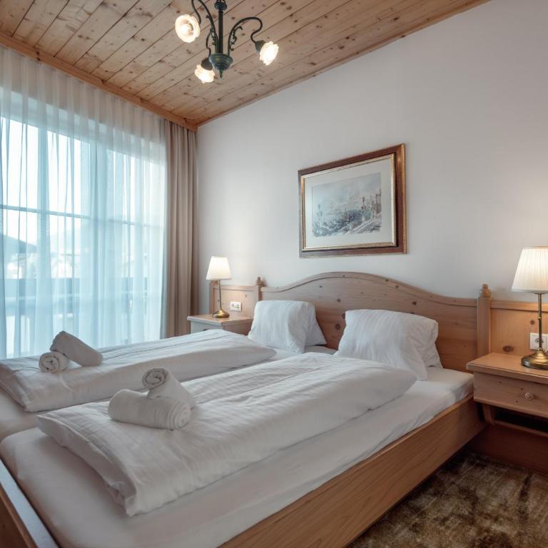 Die feine Herberge - Dreibettzimmer mit Balkon - 9