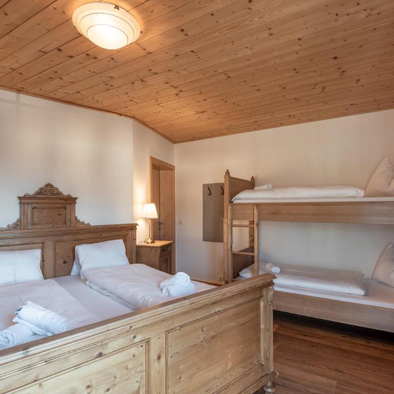Die feine Herberge - Familienzimmer mit Balkon - 4