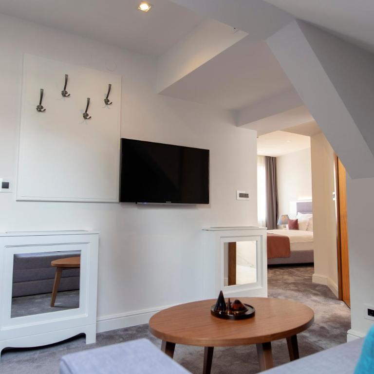 Public House Hotel - Apartman sa 2 Spavaće Sobe i Besplatnim Parkingom - 5