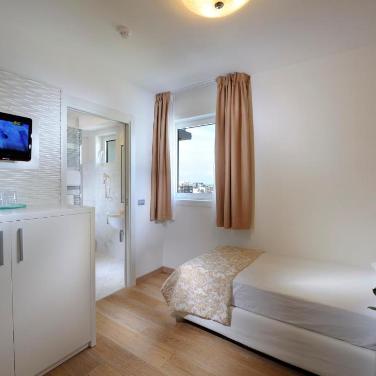 Grand Hotel Playa - Suite con 2 Camere da Letto e Vista Mare - 7