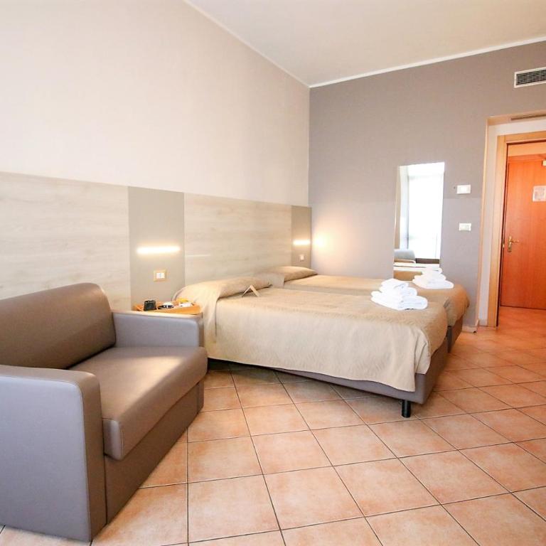 Hotel Miramonti - Chambre Triple - 10