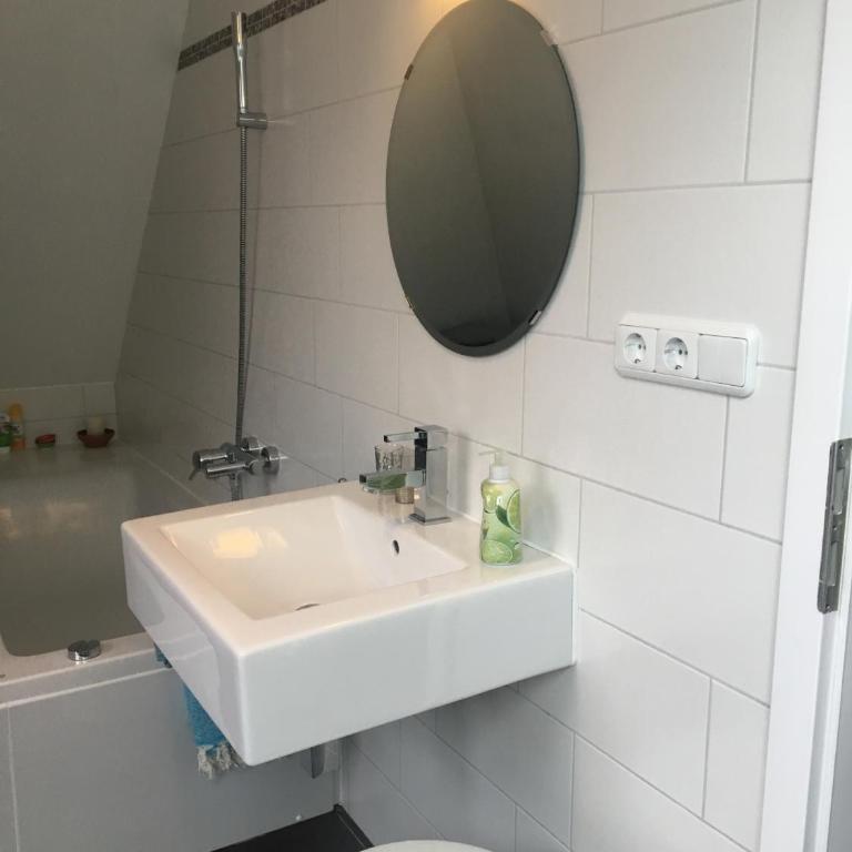 Helle und ruhige Dachgeschosswohnung - Loft - 16