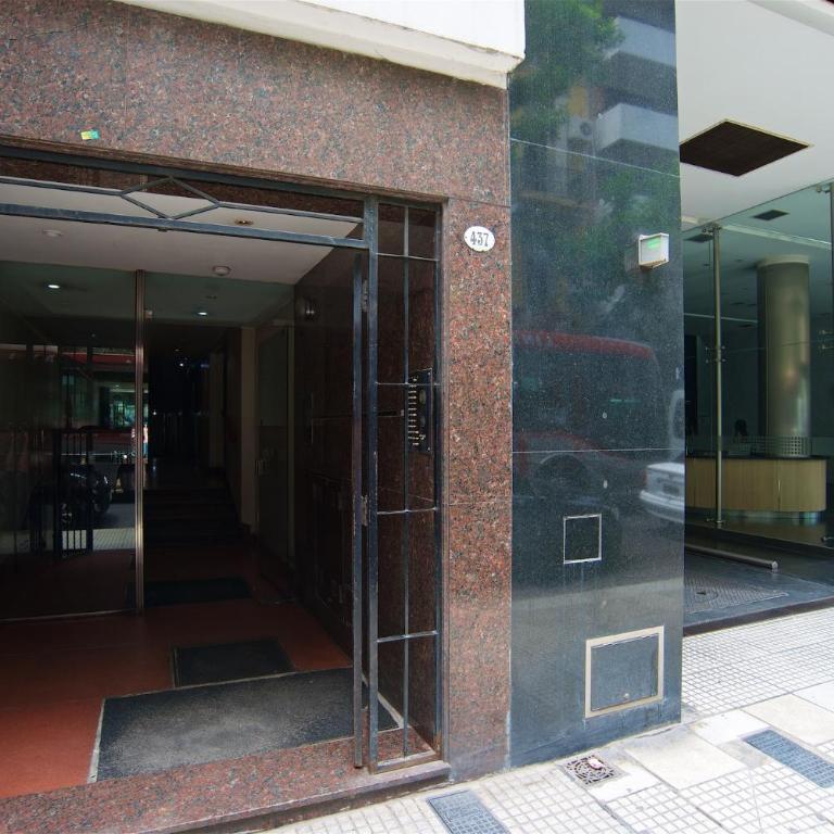 Riobamba Street - Apartment with Balcony - 16