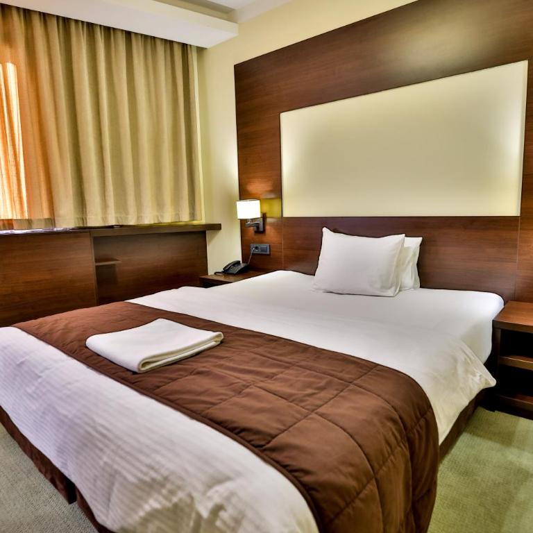 Boutique Hotel Golden Star - Dvokrevetna Soba sa Bračnim Krevetom - 4