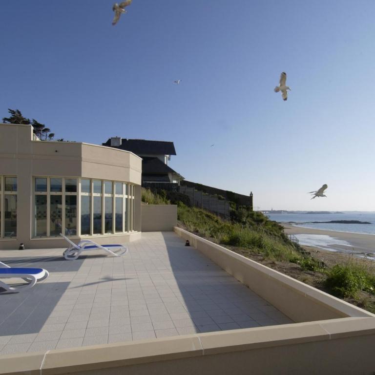 Residence Reine Marine - Appartement 2 Chambres (4 Adultes) avec Vue sur la Mer - 3