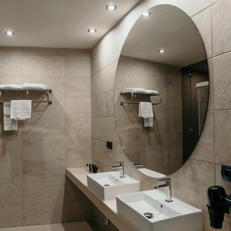 Via Aetcal Hotel & Wellness - Habitación Doble Premium - 6
