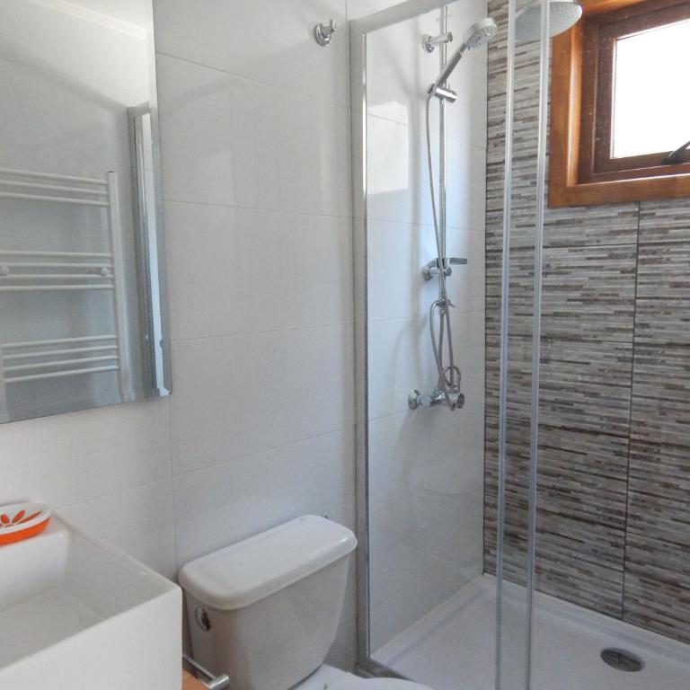 Hostal Buenavista Patagonia - Habitación Doble con baño privado - 1 o 2 camas - 3