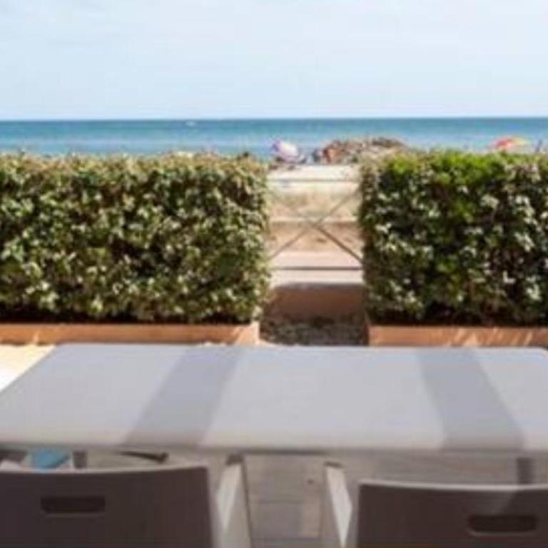 Appartement T3 refait à neuf face à la mer - Appartement - 1