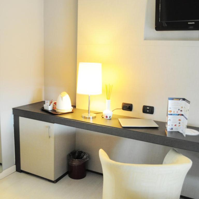 Hotel Maggiore - Double Room - 6