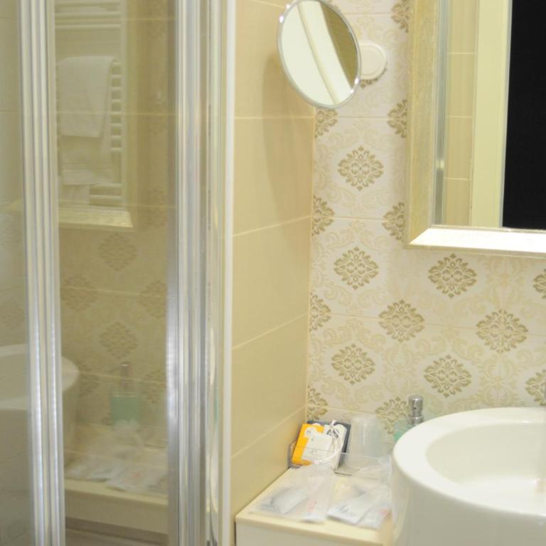 Hotel Maggiore - Double Room - 13