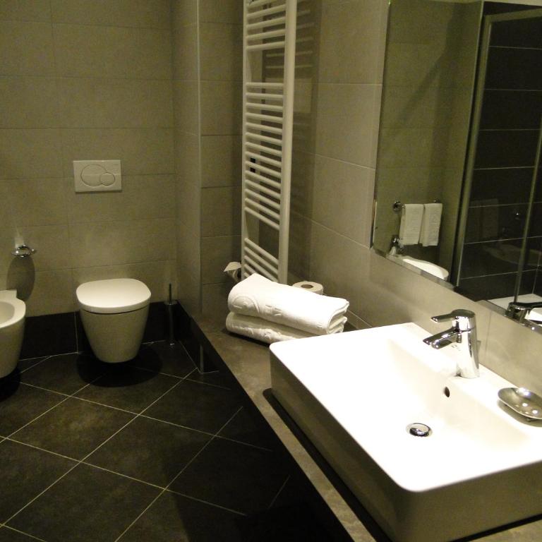 Hotel Giulietta Romeo - Chambre Double ou Lits Jumeaux Supérieure avec Balcon - 8