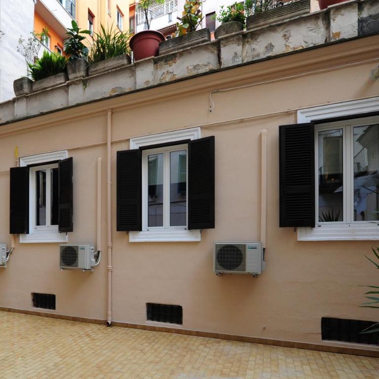 Fotofever Apt, two bedrooms with air conditioned in elegant shopping area, close to Vatican City - Appartamento con 2 Camere da Letto - Piano Terra - 30