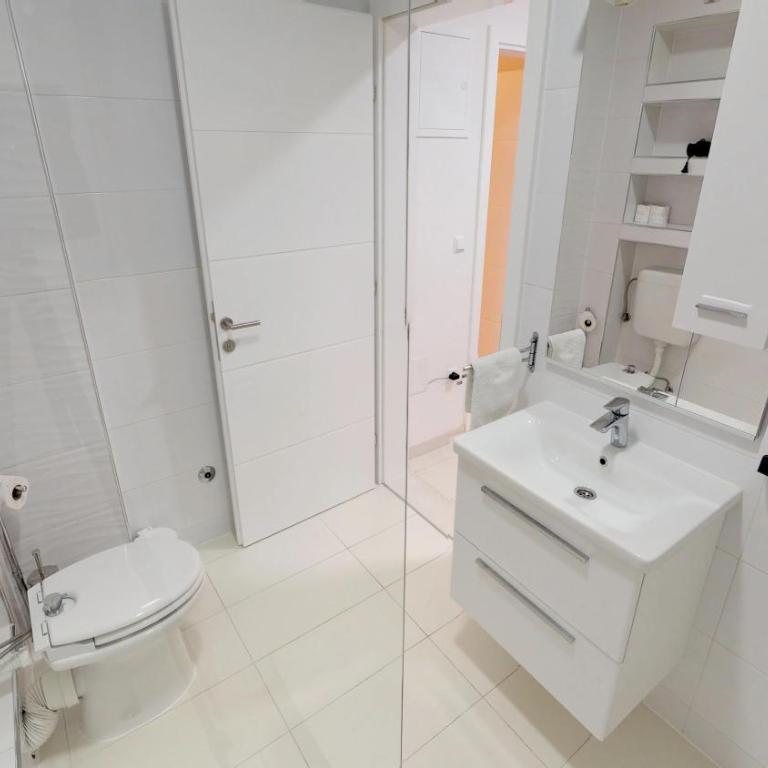 Apartments Kapetanovina - Two-Bedroom Apartment - 24