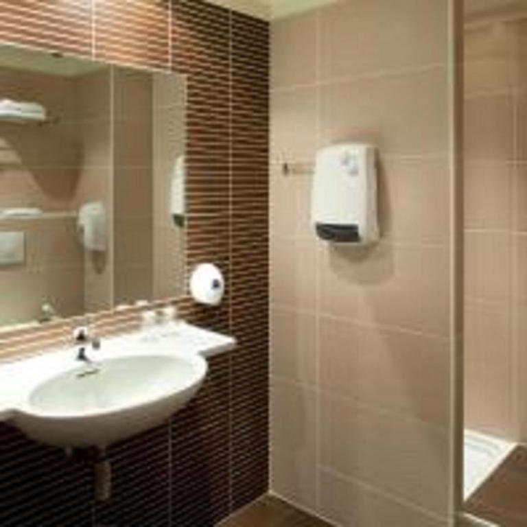 Cit'Hotel Criden - Chambre Triple - 3