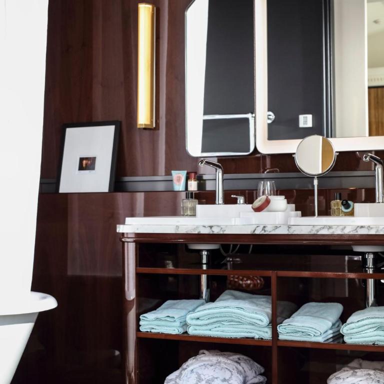 Hotel Les Bains Paris - Suite avec Terrasse - 9