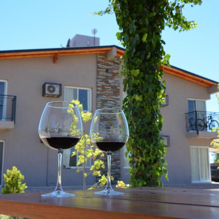Cabañas La Emilia Apart - Apartamento con vistas a la piscina - 9