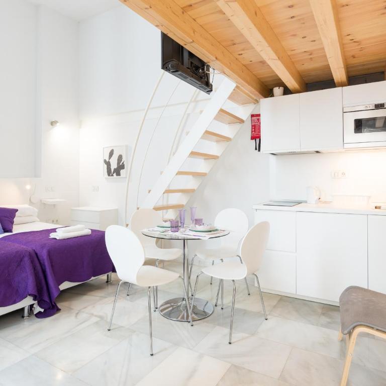 Malaga City Breaks - Estudio - 2 niveles - 82