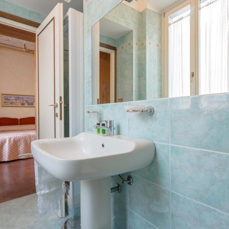 Vittoria Street Charming - Appartamento - 13