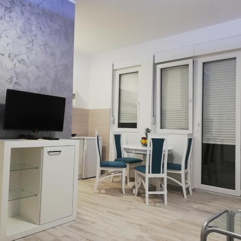 Airport view Apartment - Superior Apartman - 2