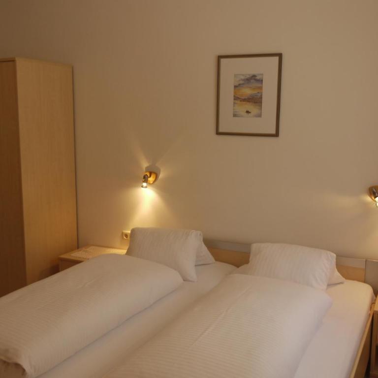 Pension Haus Edelweiss - Doppelzimmer - 1