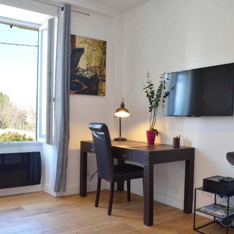 Studio Biarritz - rénové et moderne - au calme - centre ville - tout à pied - Appartement - 2