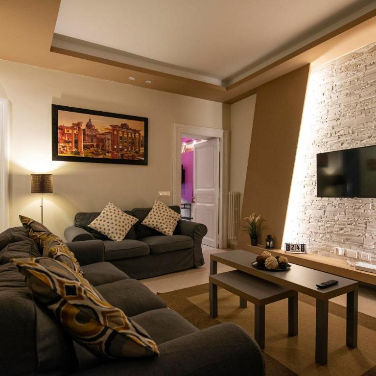 Giulio Cesare Imperatore - Two-Bedroom Apartment - 2
