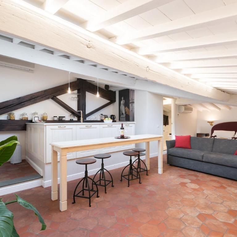 Giotto City Center - One-Bedroom Apartment - 2