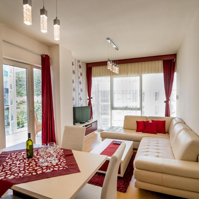 Apartments Menuet - Apartman sa Balkonom - 2