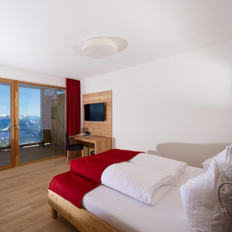 Alpinhotel Pacheiner - Doppel-/Zweibettzimmer mit Bergblick - 9