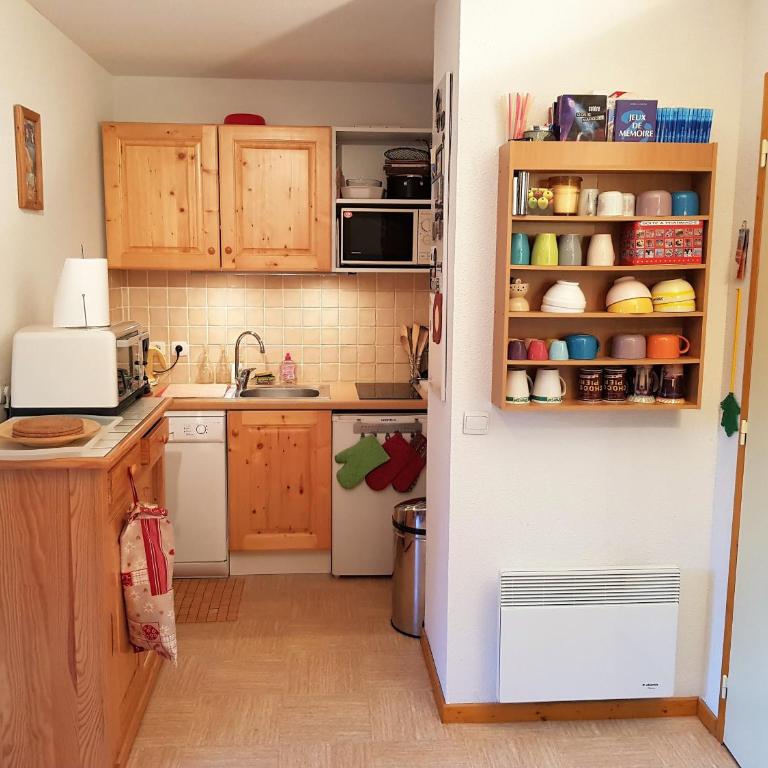 Appartement 3 pièces 6 personnes, Le Panoramique, La Joue du loup - Apartamento de 1 dormitorio con balcón y vistas a la montaña - 10