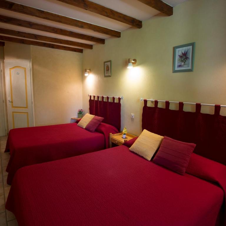 Chambres d'Hôtes de Curnier - Chambre Double - Vue sur Jardin - 1