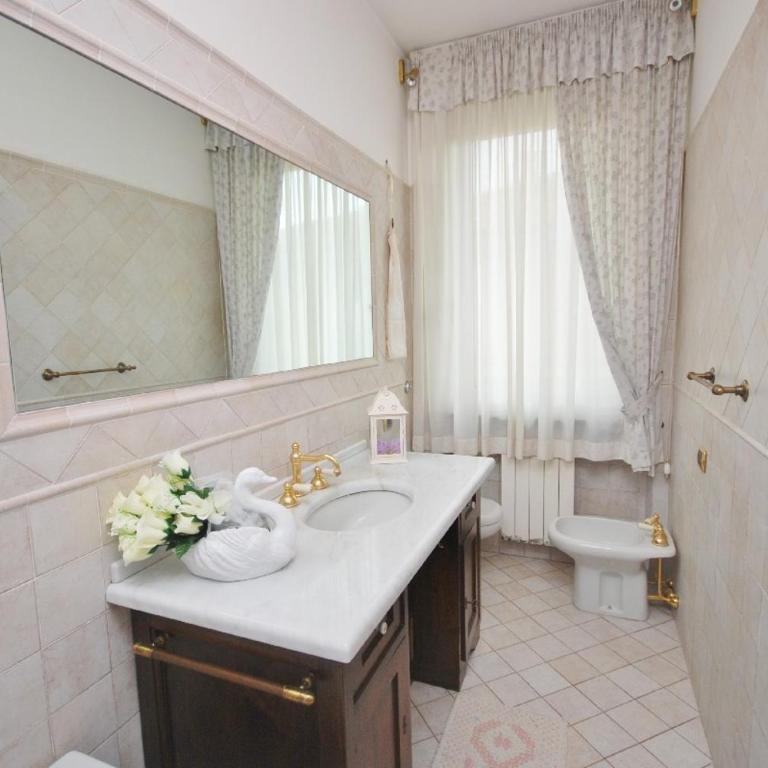Raffinato attico vicino al mare con solarium Lido di Camaiore - Apartment - 46