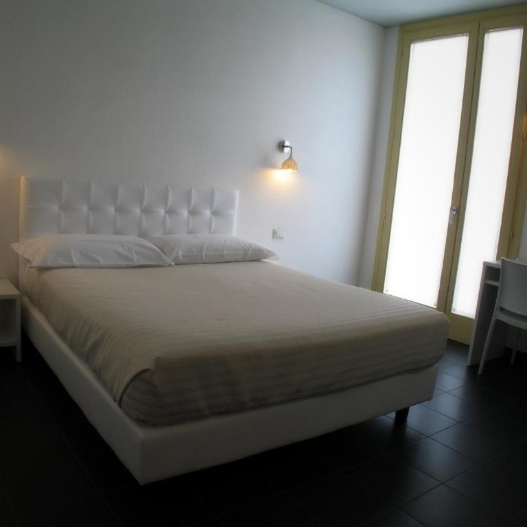 6 Porte Guesthouse - Camera Matrimoniale - 7
