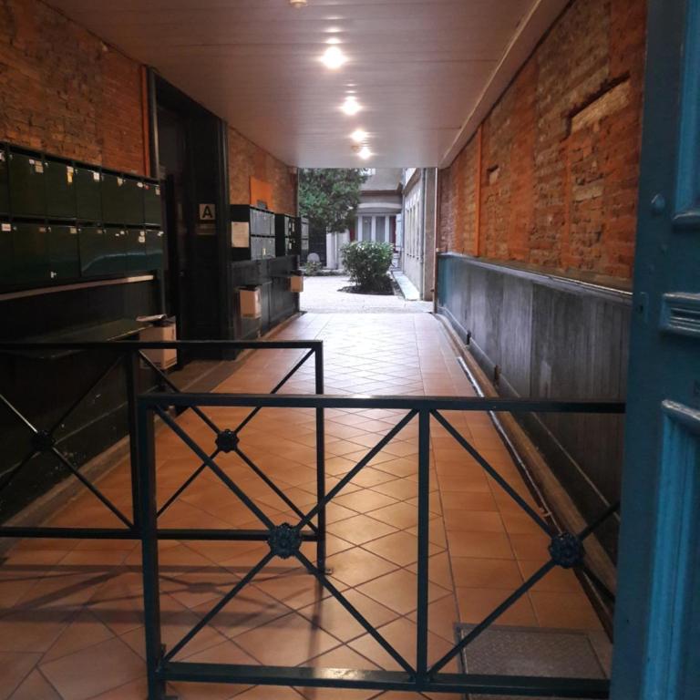 6 Rue d'Aubuisson - Appartement - 23