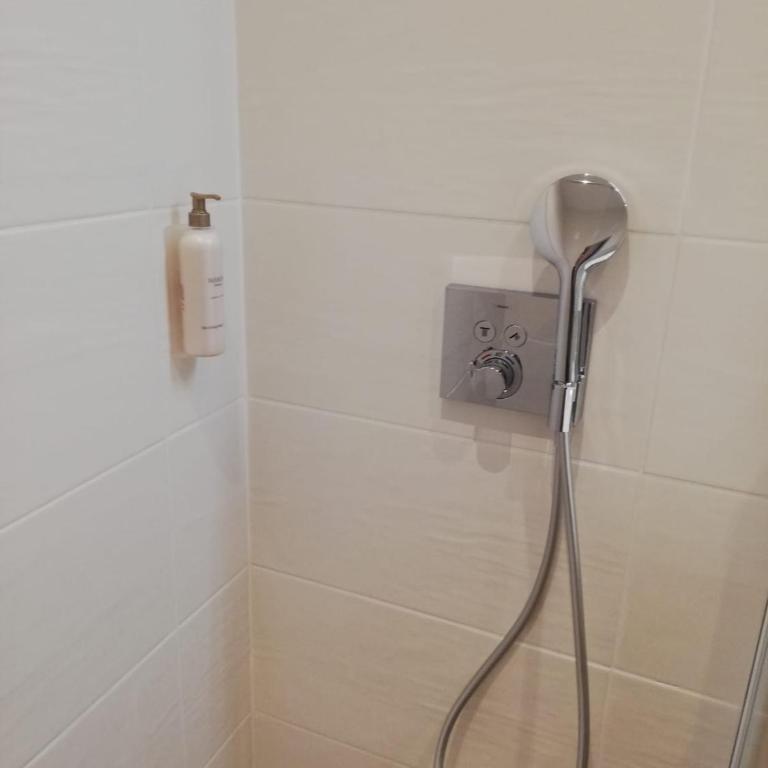 Flöckner B&B - Großes Doppelzimmer - 20