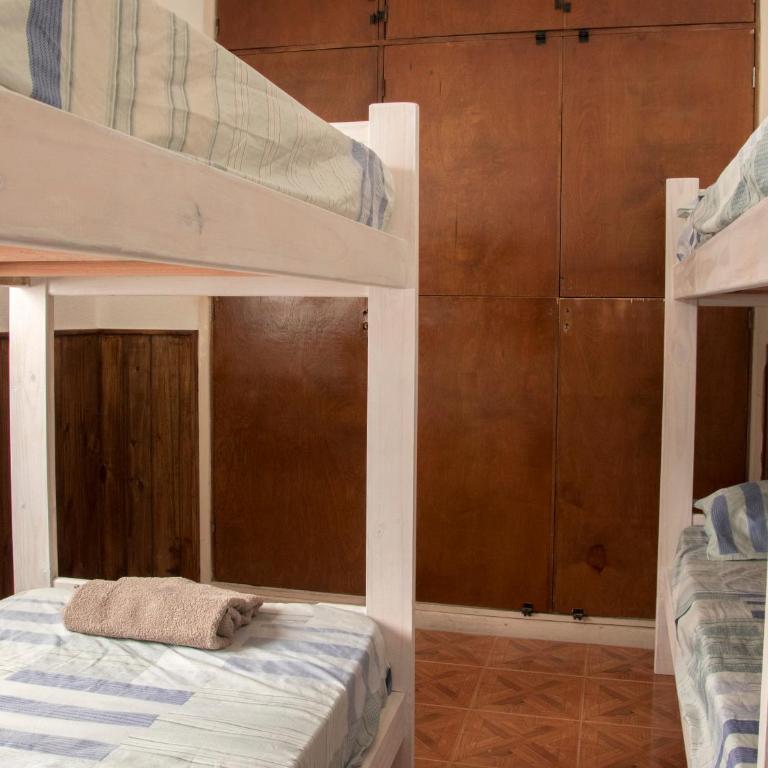Hostel Brown - Cama en habitación compartida mixta de 4 camas - 3