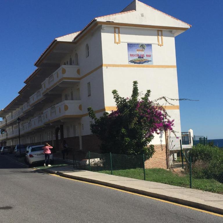 BALCON DEL MAR 2 APARTAMENT ON THE BEACH FRONT - Apartamento - 39