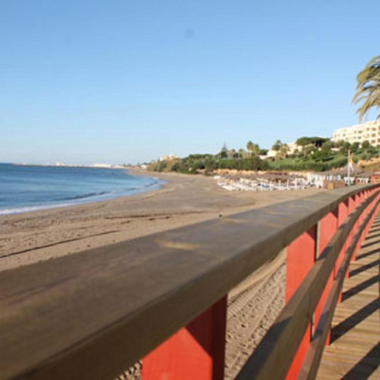 BALCON DEL MAR 2 APARTAMENT ON THE BEACH FRONT - Apartamento - 34