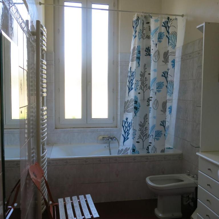 Maison avec jardin sur une colline - Villa - 5