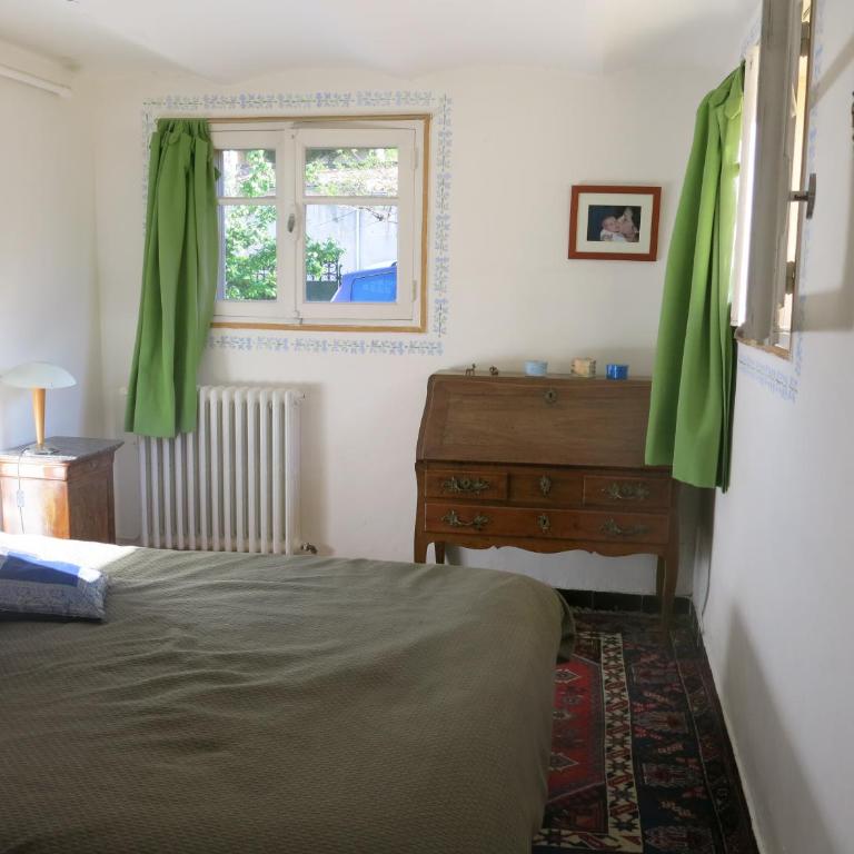 Maison avec jardin sur une colline - Villa - 6