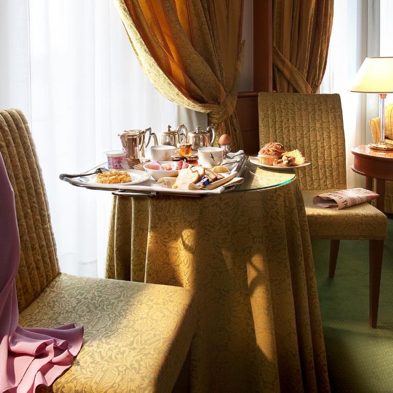 Hotel Cavour - Suite Classic - 1