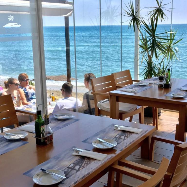 MI CAPRICHO 9C BEACHFRONT- Apartment with sea view - Costa del Sol - Apartamento - 53