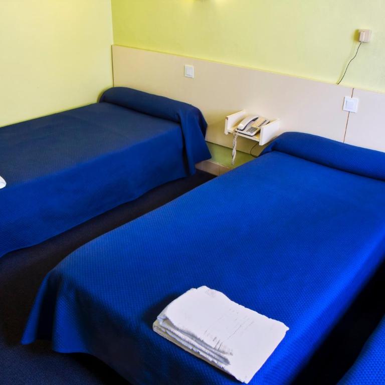 Hôtel Croix des Nordistes - Chambre Lits Jumeaux - 5